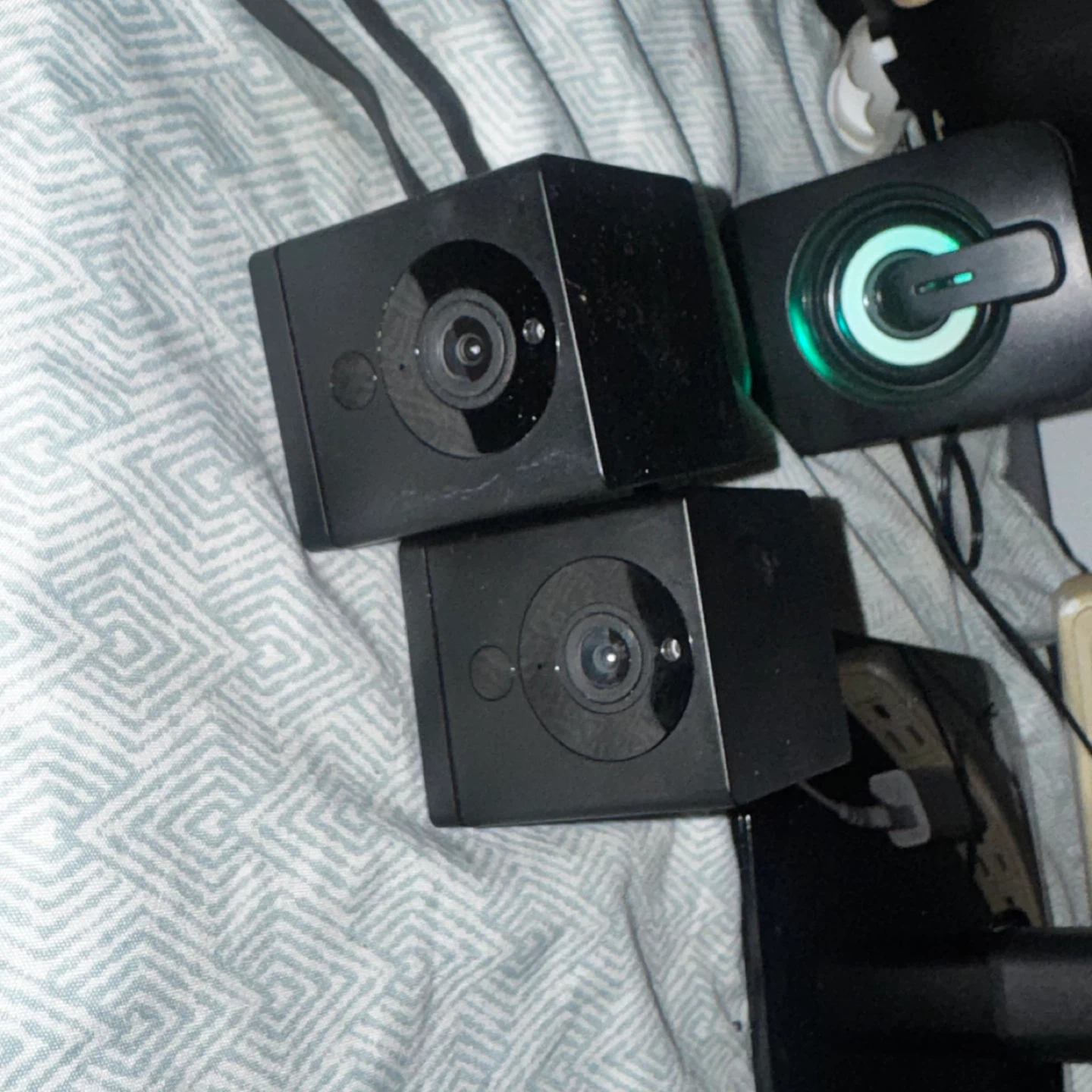 Wyze Cam v2 (Black) Model WYZEC2BK