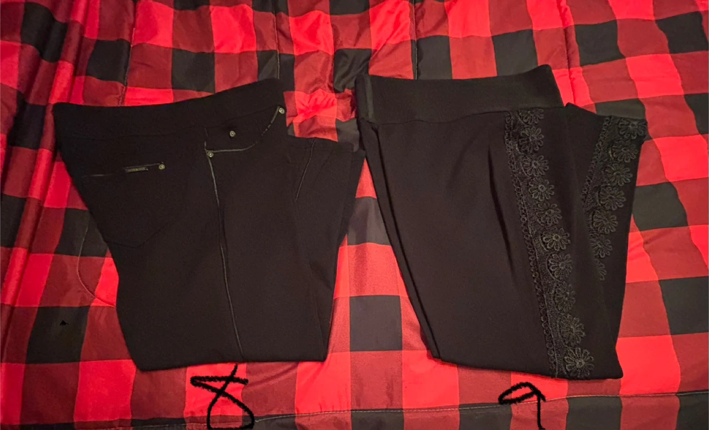 Assorted ladies pants. Please read description - photo 2