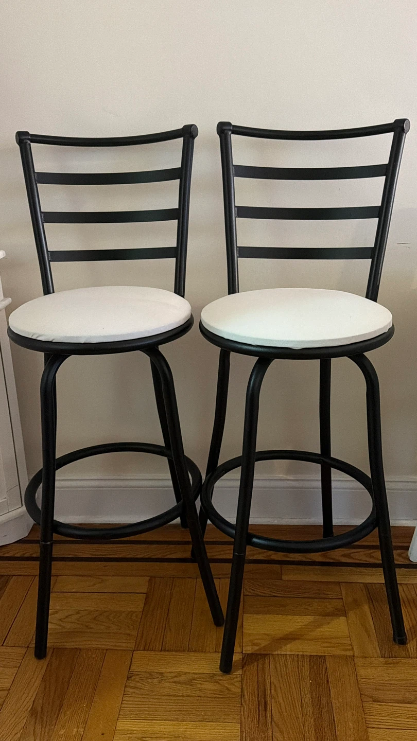 Set of 2 Black Metal Bar Stools