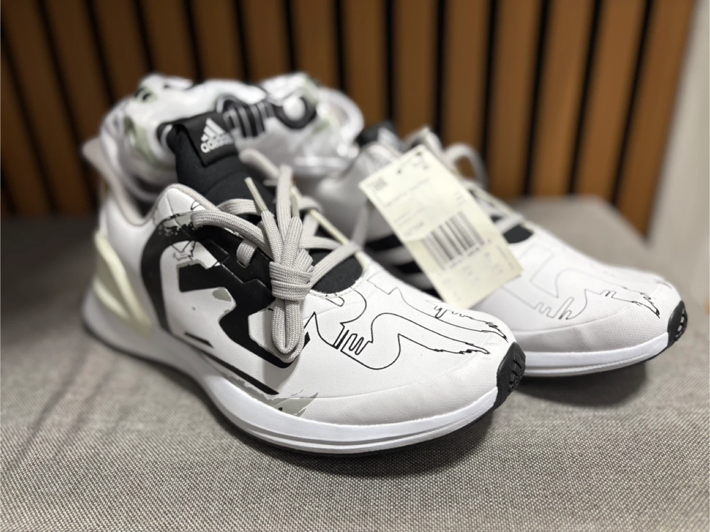 Adidas RapidaRun Star Wars Sneakers - Size 4 - photo 5
