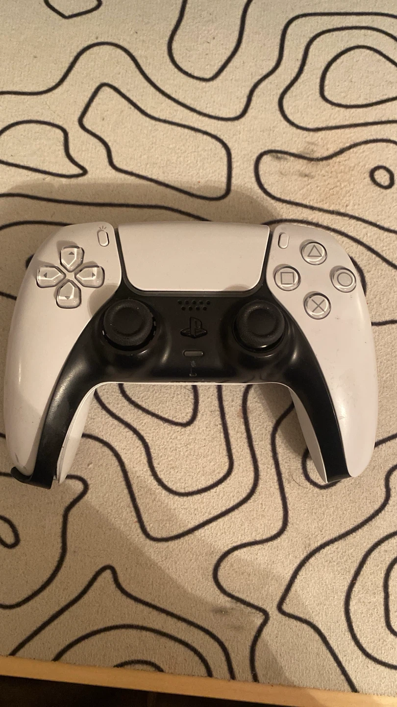 PS5 controller