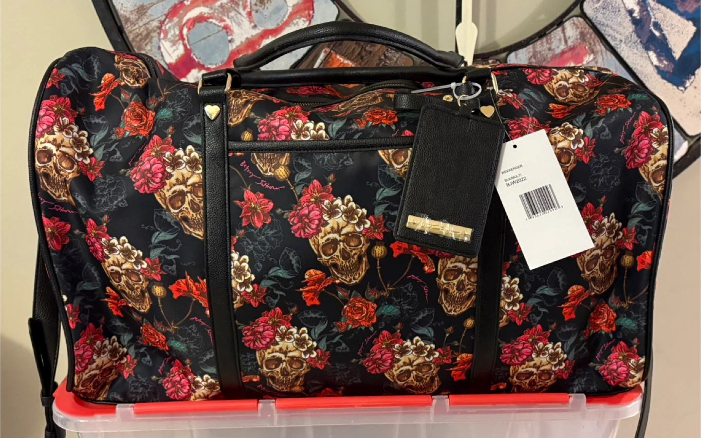✨✨Betsey Johnson Floral Skull Duffle Bag