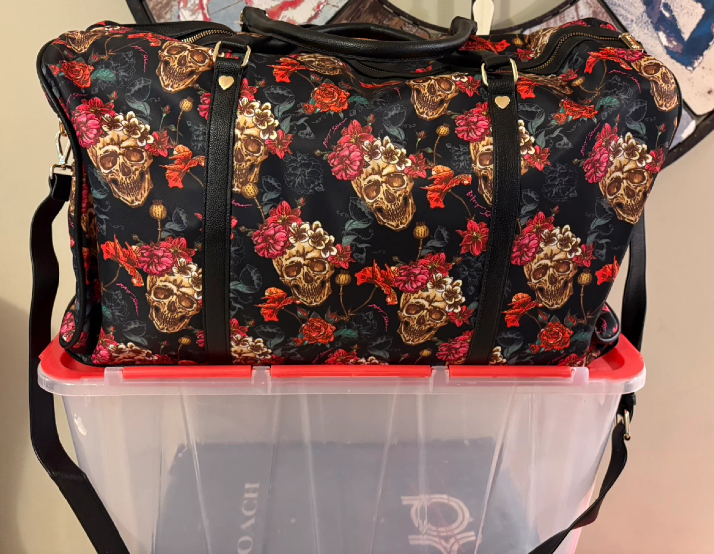 ✨✨Betsey Johnson Floral Skull Duffle Bag - photo 2