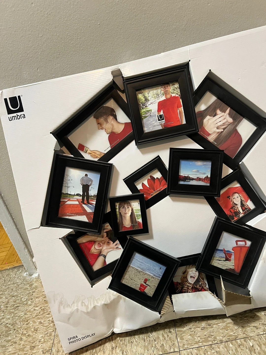 Umbra Spira Photo Display, Black Frames