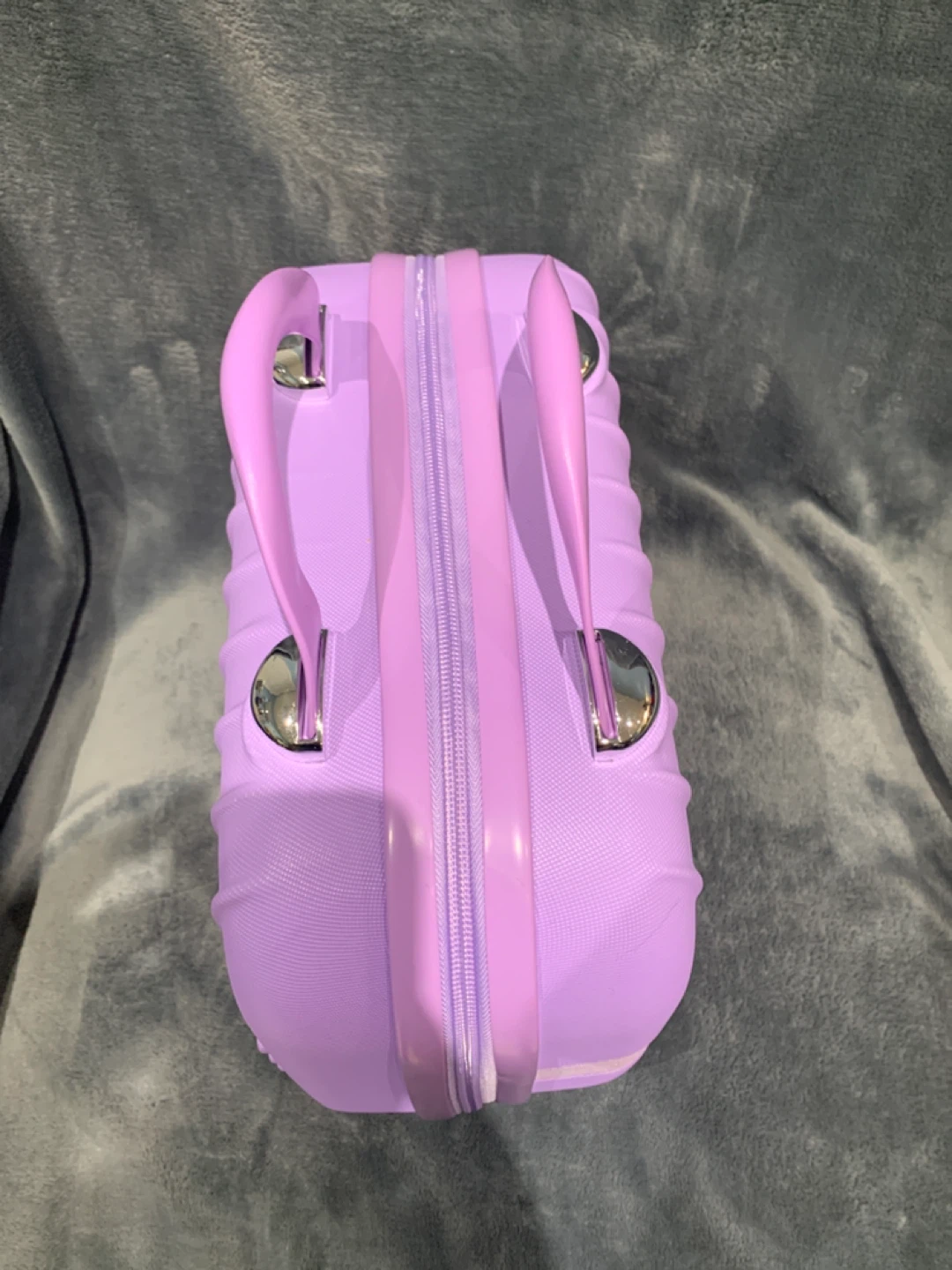 Hello Kitty Lilac Makeup Train Case - photo 2