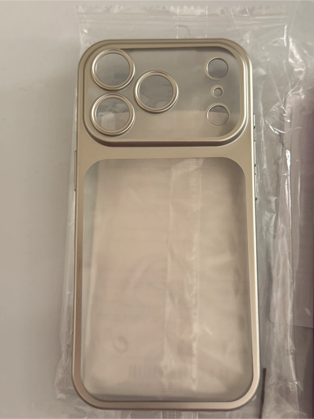 iPhone cases - photo 4