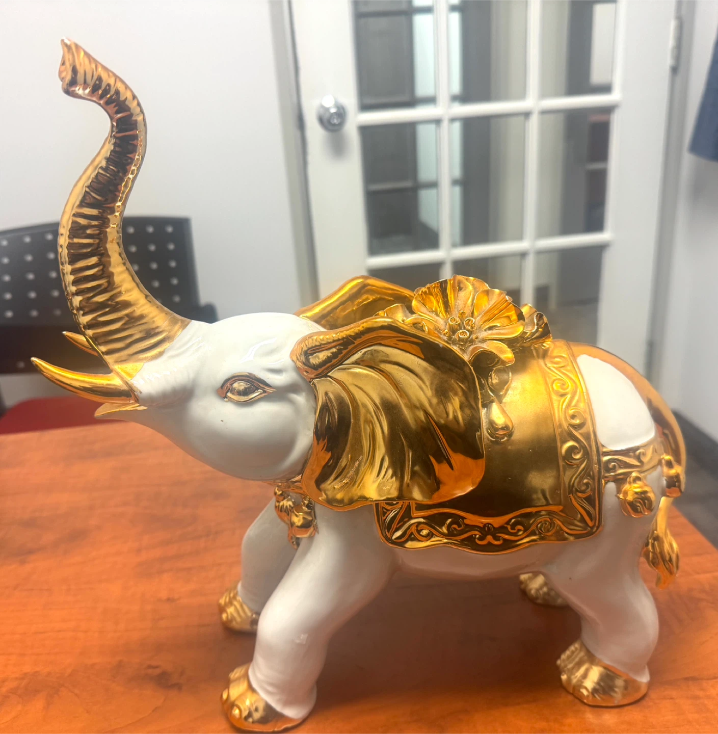 White & Gold Decorative Elephant Figurine - photo 5