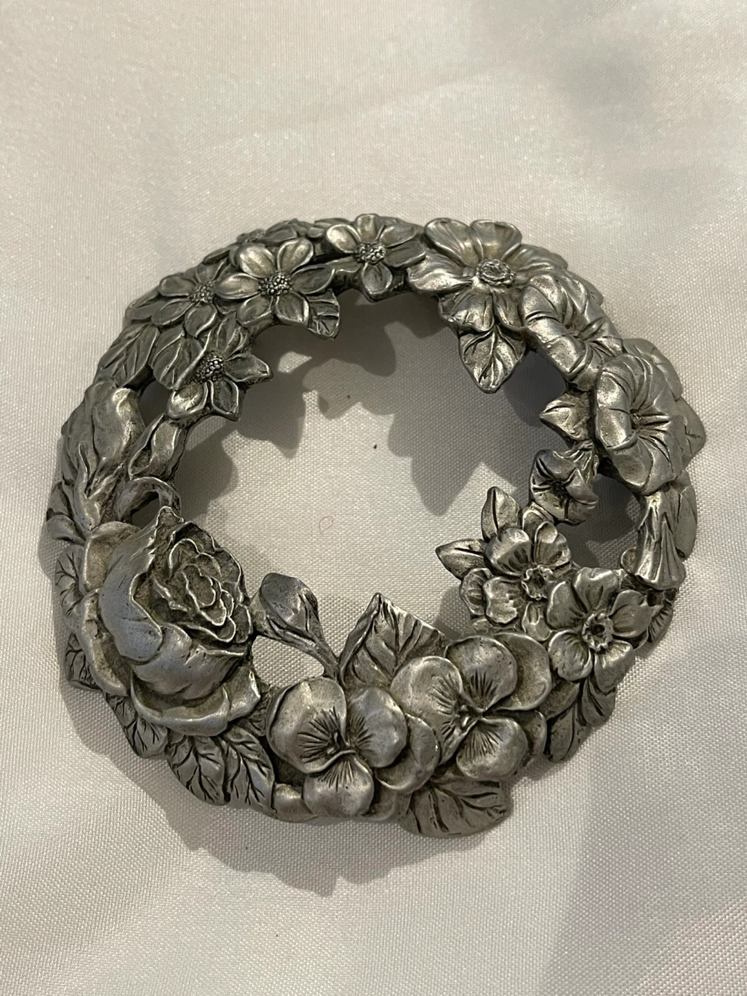 Vintage 1997 Seagull Canada Pewter Flower Lid