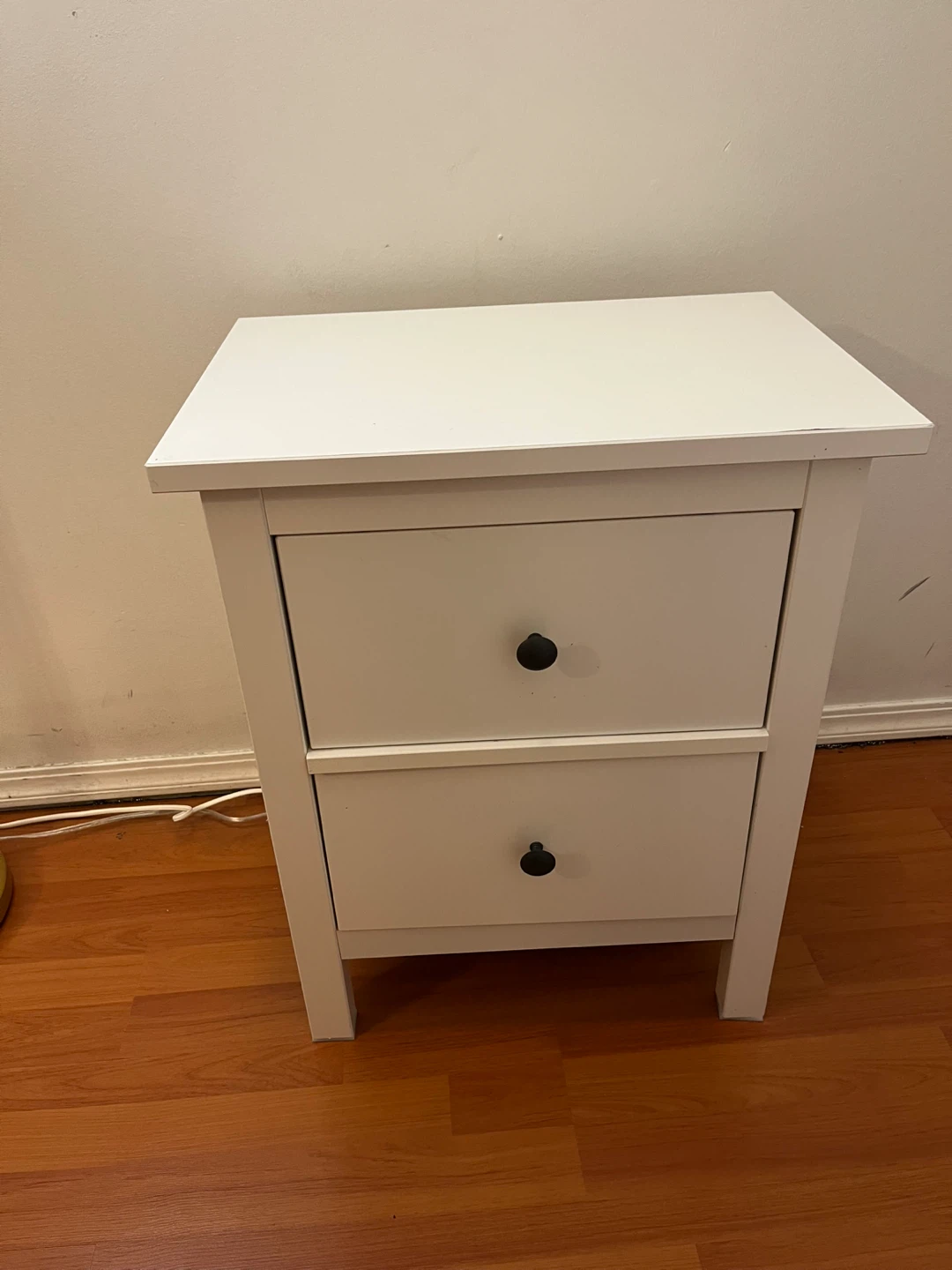 White 2-Drawer Nightstand