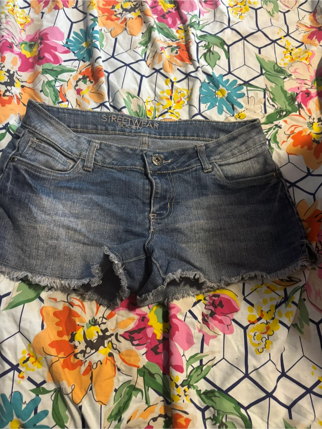 Streetwear Denim Shorts - Size 9