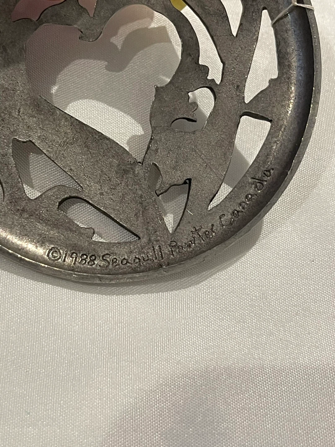 Seagull Pewter Canada jar top - photo 3