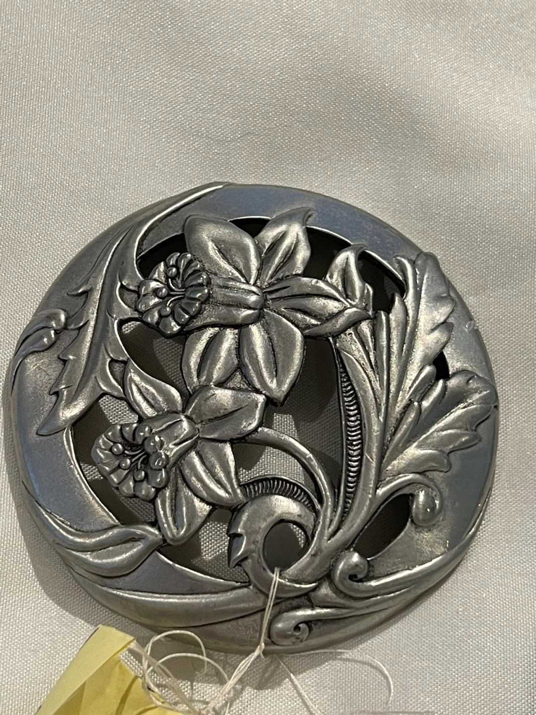 1983 Scovill Pewter Canada Floral Ornament