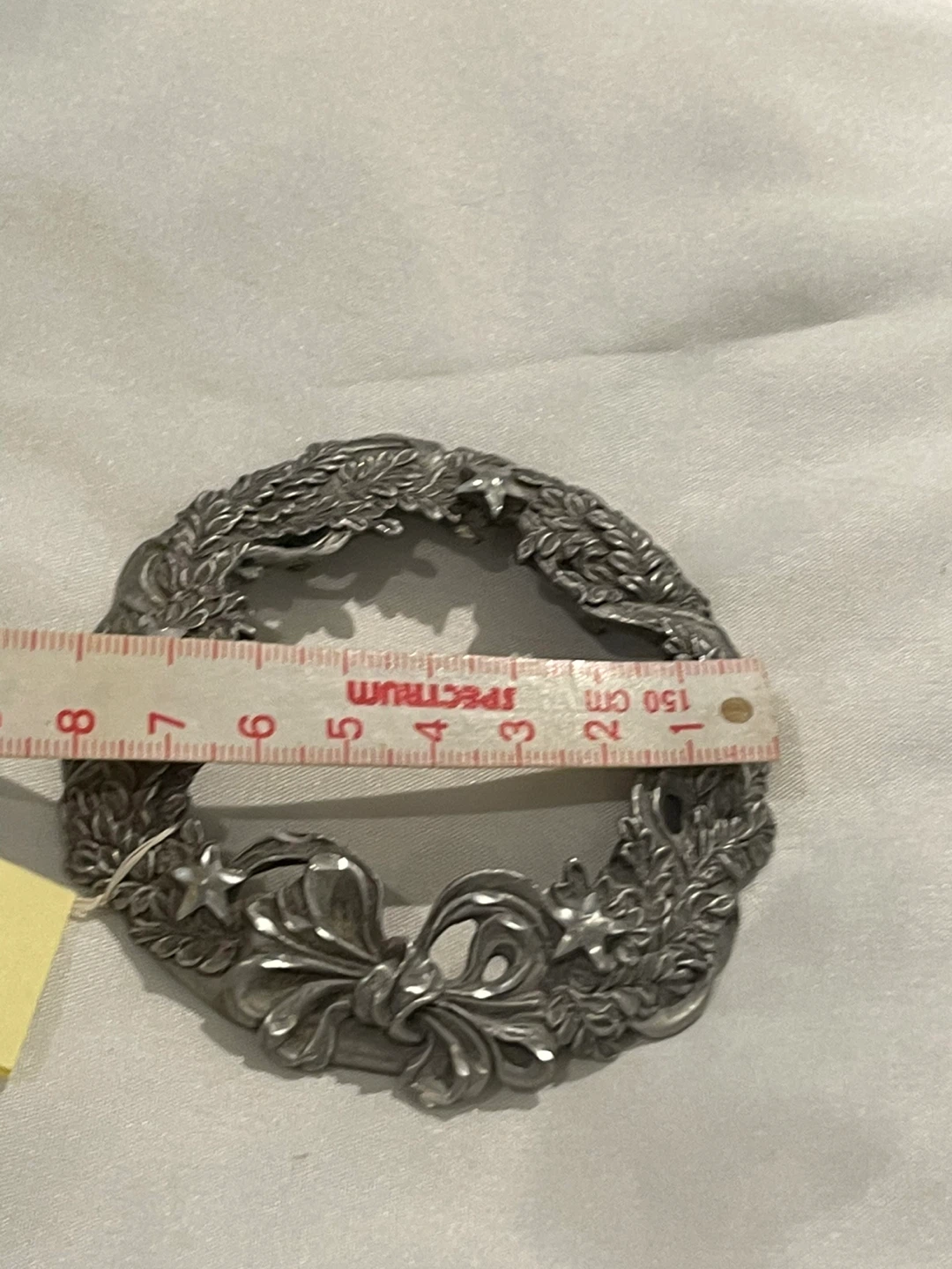 Rawcliffe Pewter Christmas Wreath Ornament - photo 2