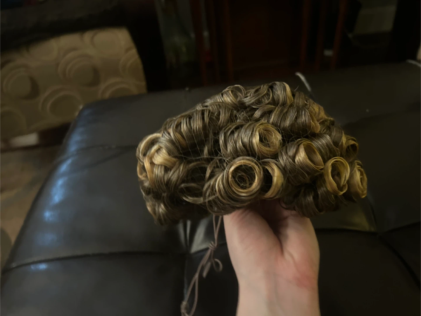 Curley drawstring hair piece - photo 3