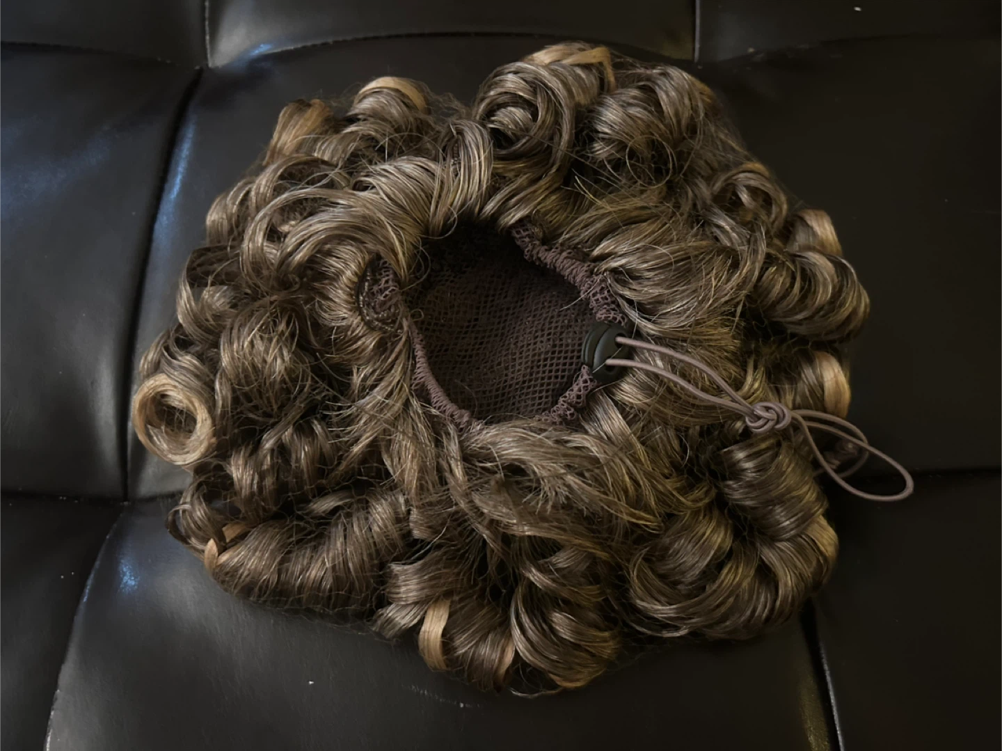 Curley drawstring hair piece - photo 2