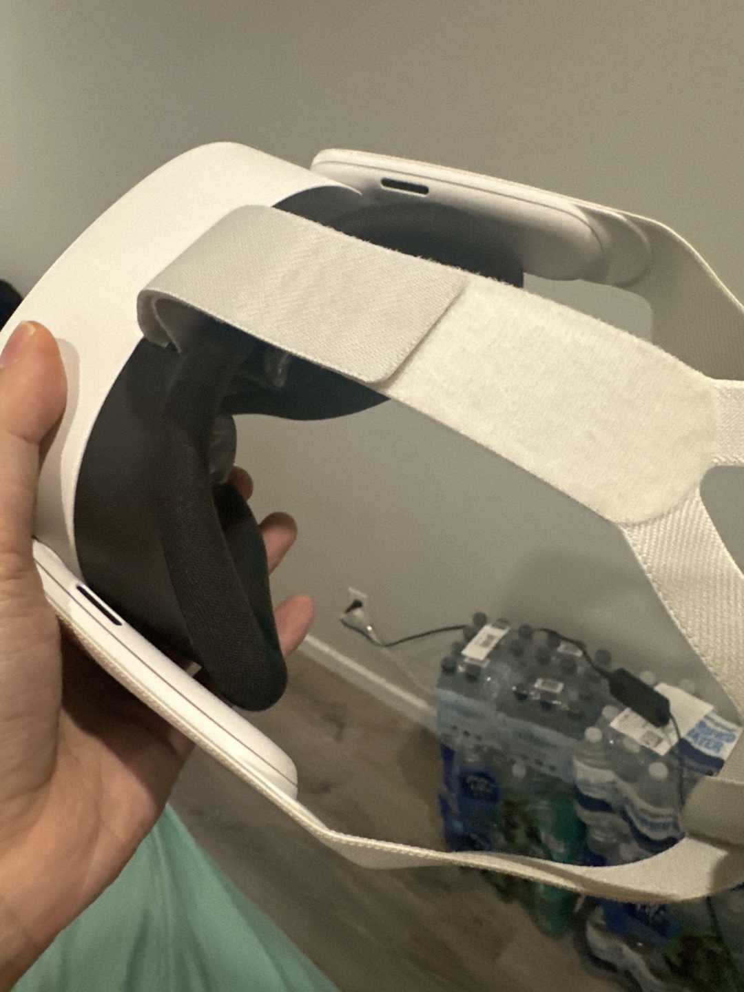 Meta quest 3s VR Headset barely used - photo 3