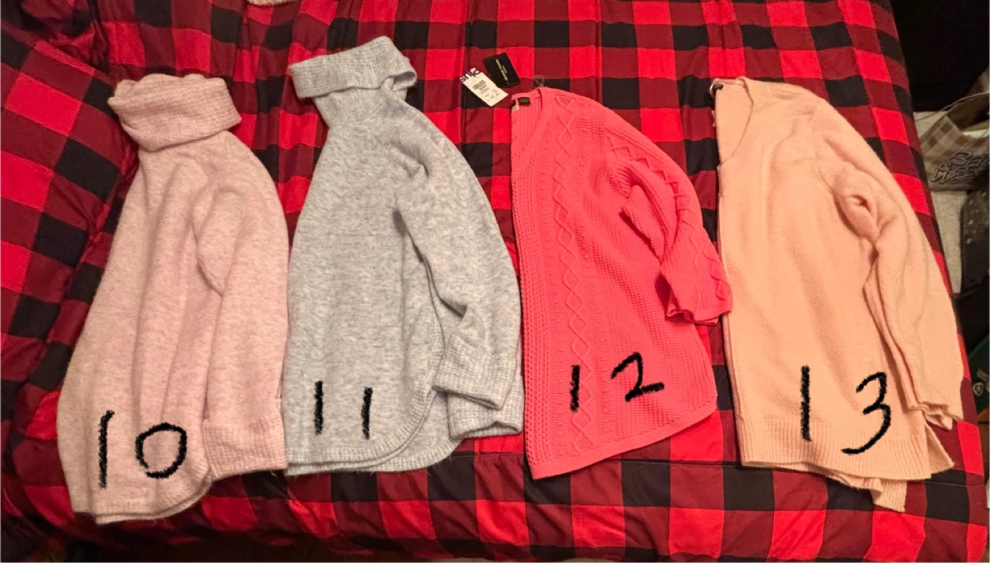 Assortment of Women's tops . Please read description - photo 3