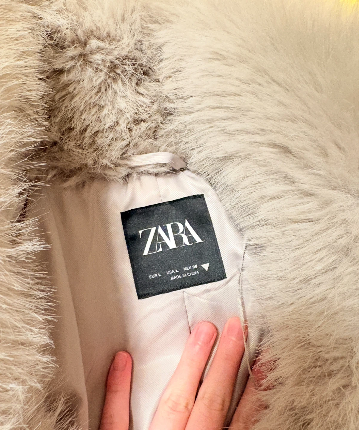 Zara Faux Fur Coat, Size L - photo 2