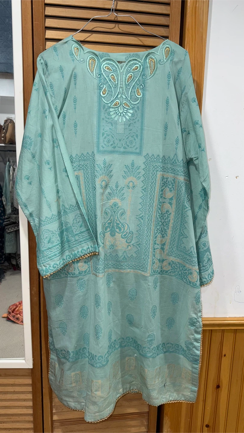 Assorted Ladies' Kurtis - Variety of Colours & Designs - photo 3