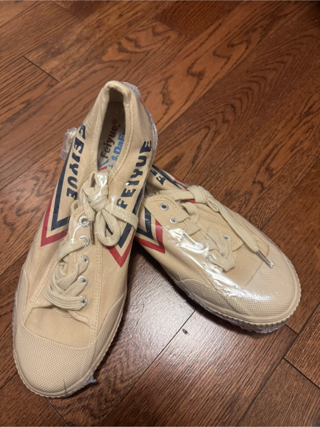 New Feiyue Canvas Shoes - Size 9.5 - photo 3