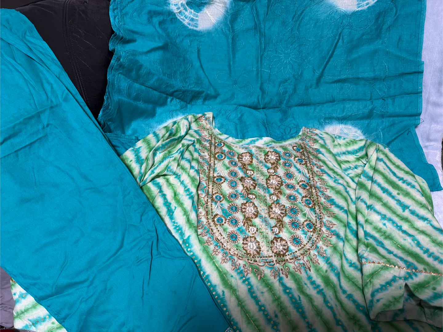 Salwar Kameez Suit Set - Green & Blue