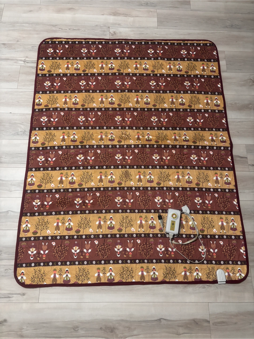 Electric Heating Pad / Heated Mat 전기요, 전기장판