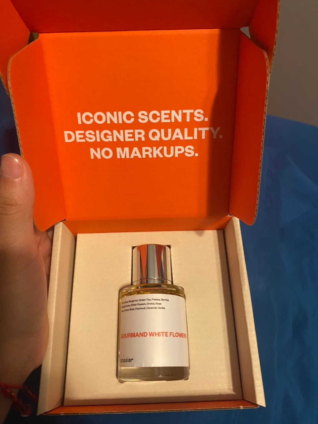 Dossier perfume