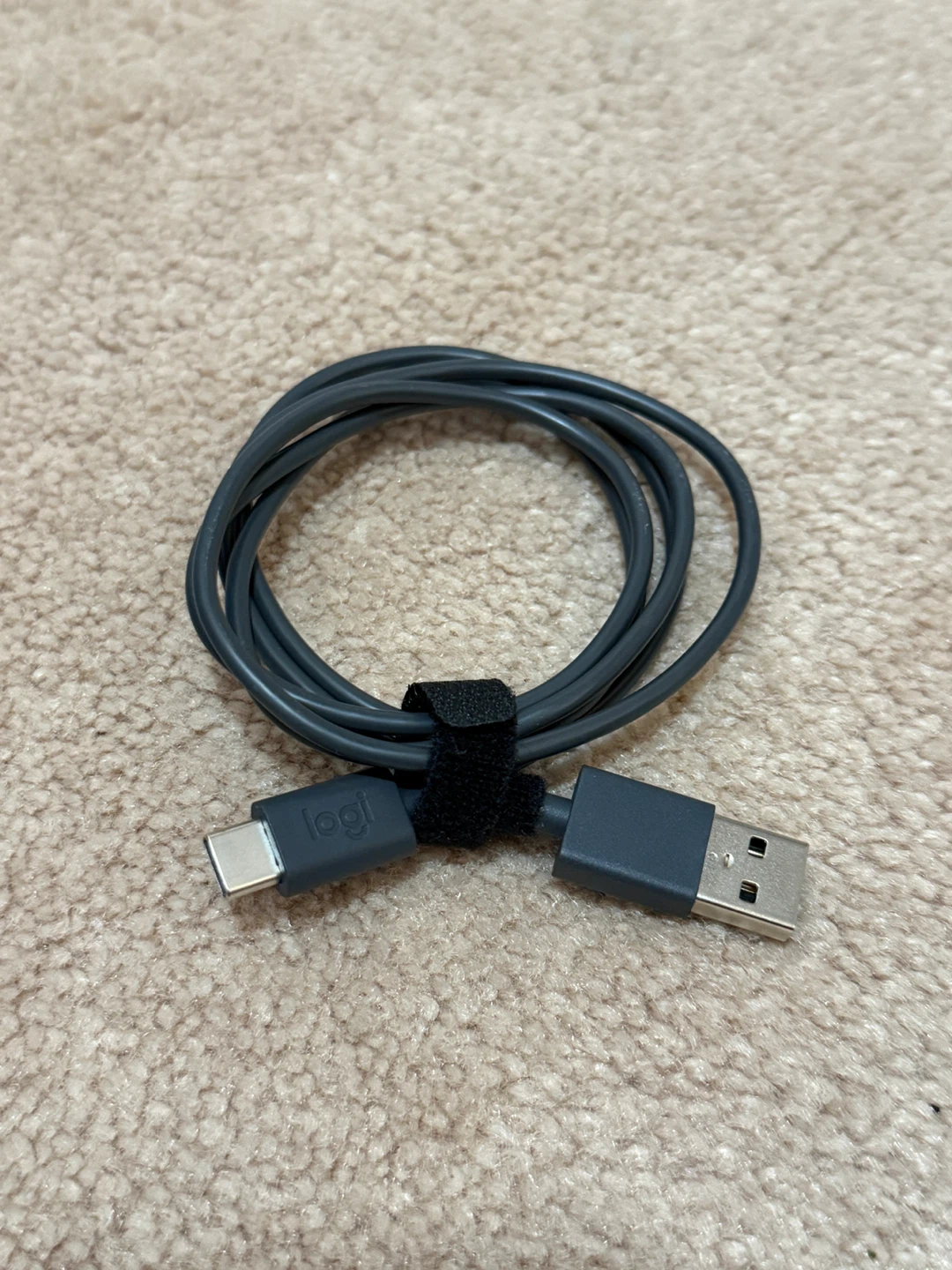 Logitech MX Keys Keyboard - photo 4