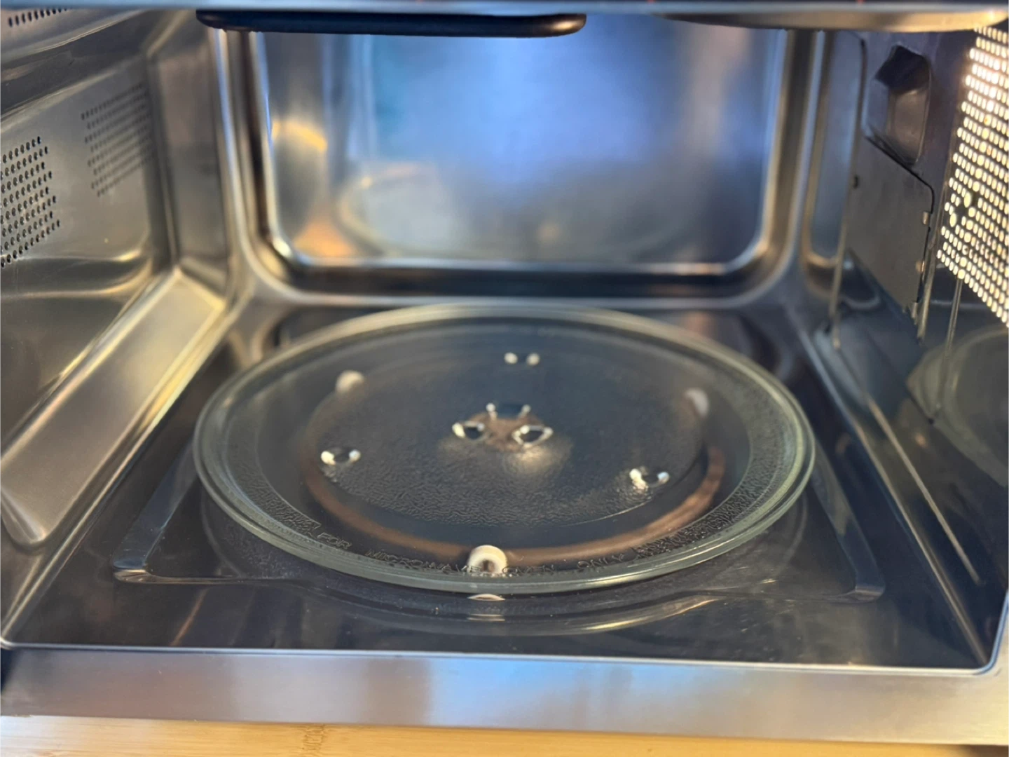 Galanz (Microwave + Air Fryer + Convection) - 0.9 cft - photo 2