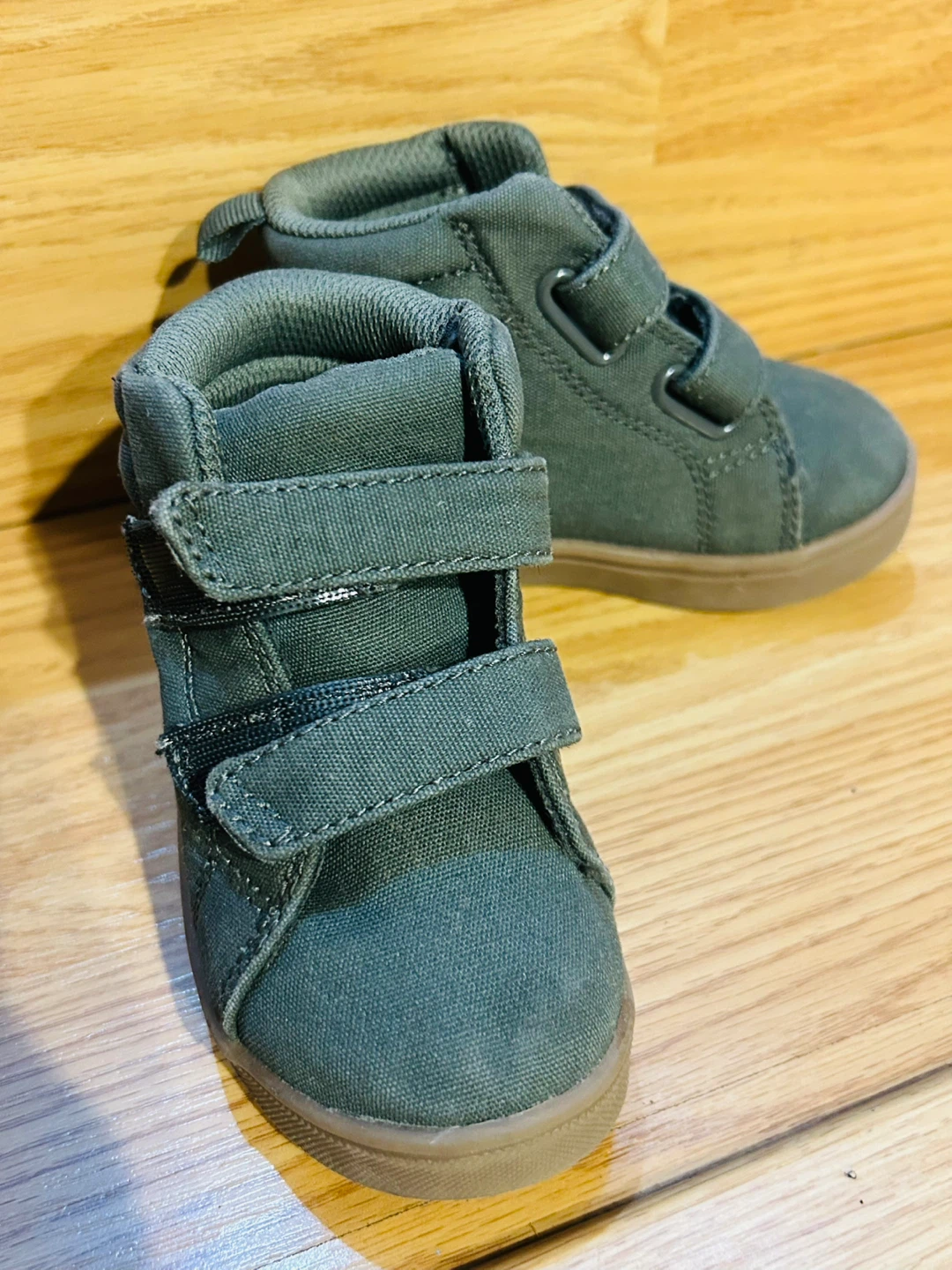 Toddler GAP shoes - photo 3