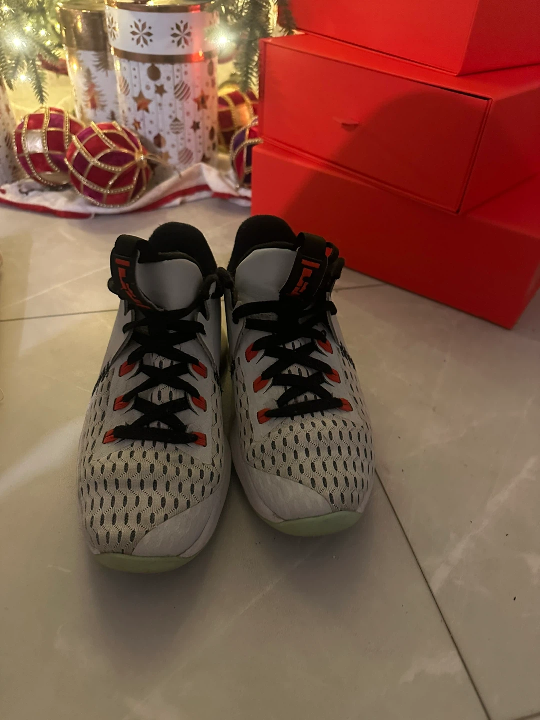 Nike LeBron Witness 7 Basketball Shoes size4.5 - photo 2