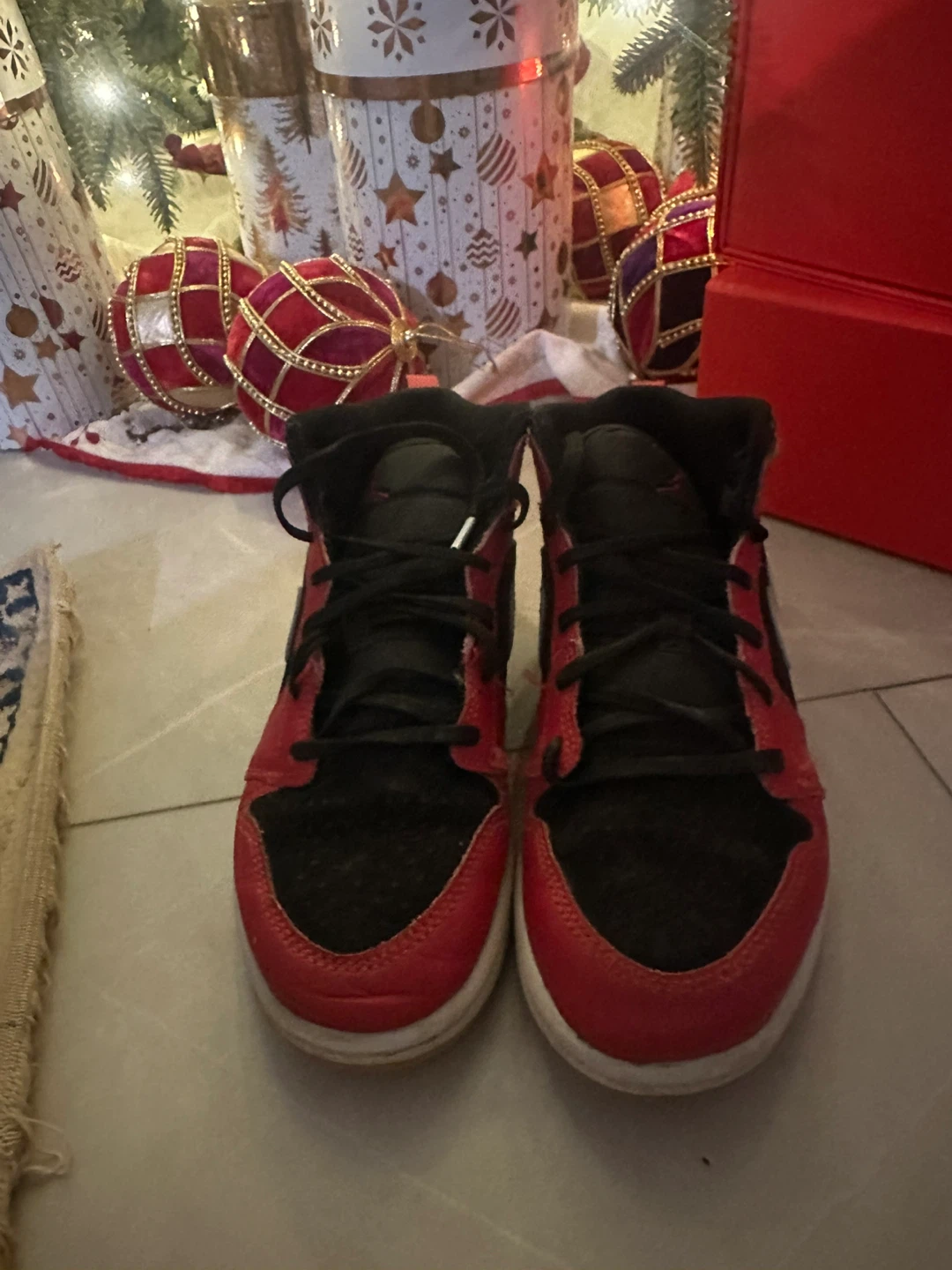 Jordan Air 1 Mid Toddler Size 3Y - photo 2