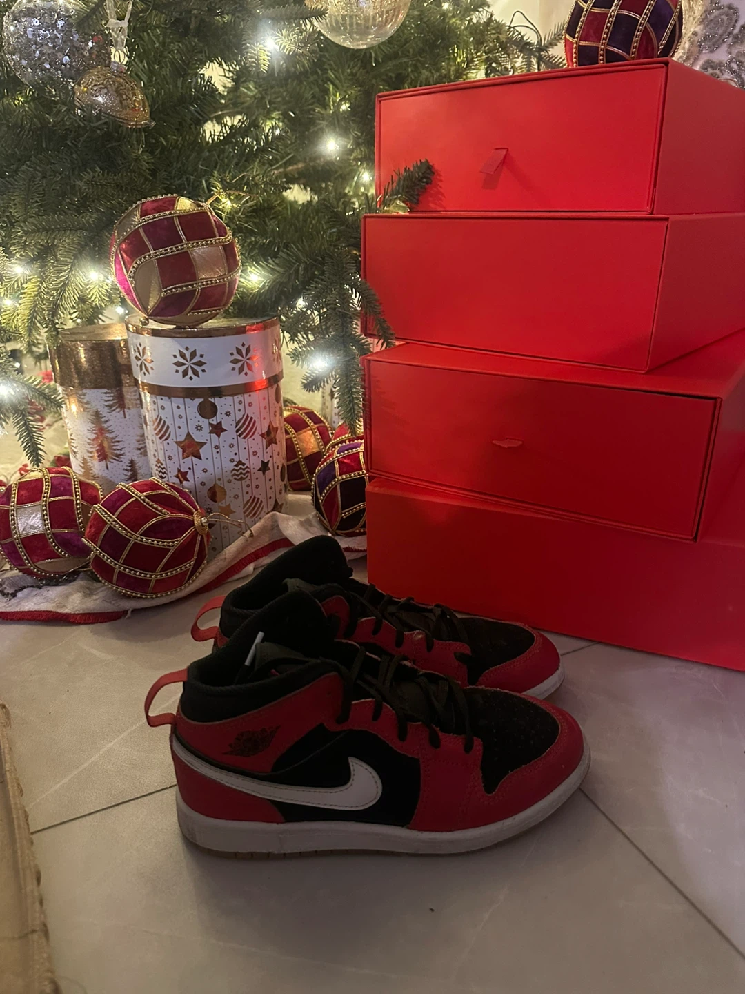 Jordan Air 1 Mid Toddler Size 3Y