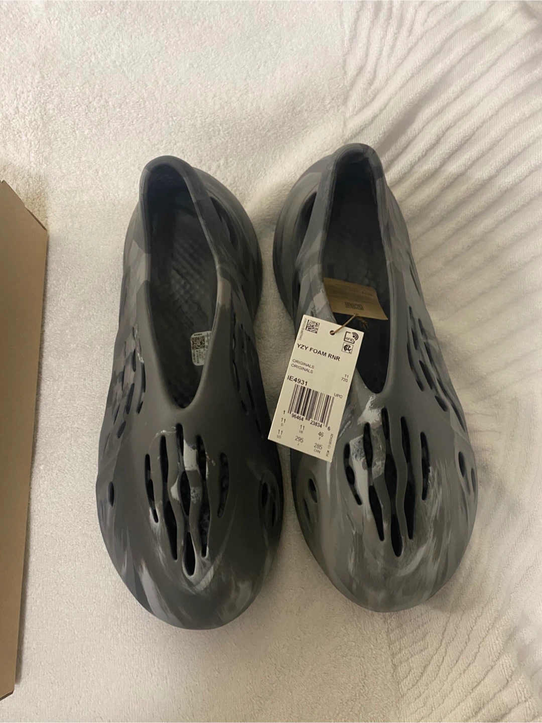 adidas Yeezy Foam RNR MX Granite - photo 3