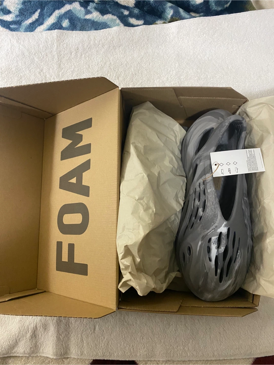 adidas Yeezy Foam RNR MX Granite