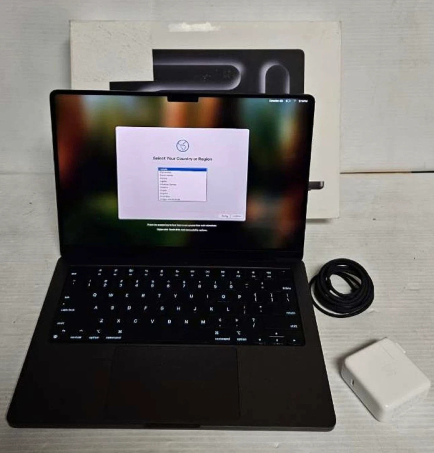 Macbook pro m4 -