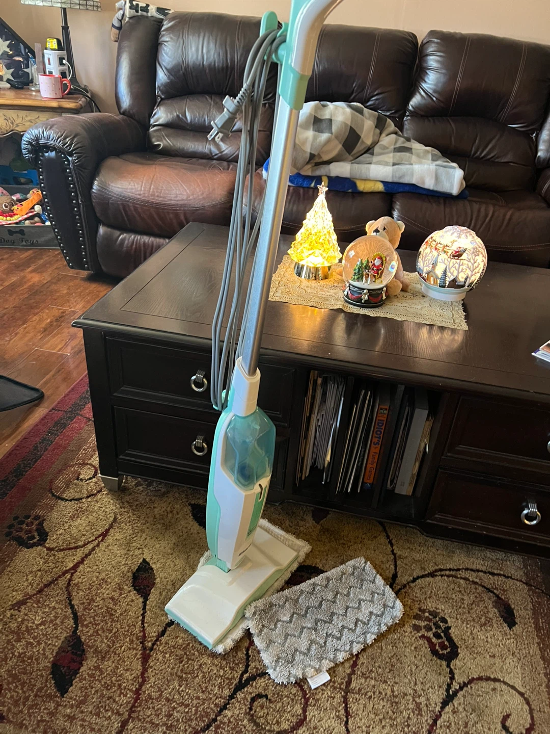 Shark Steam Mop with 2 Pads - photo 4