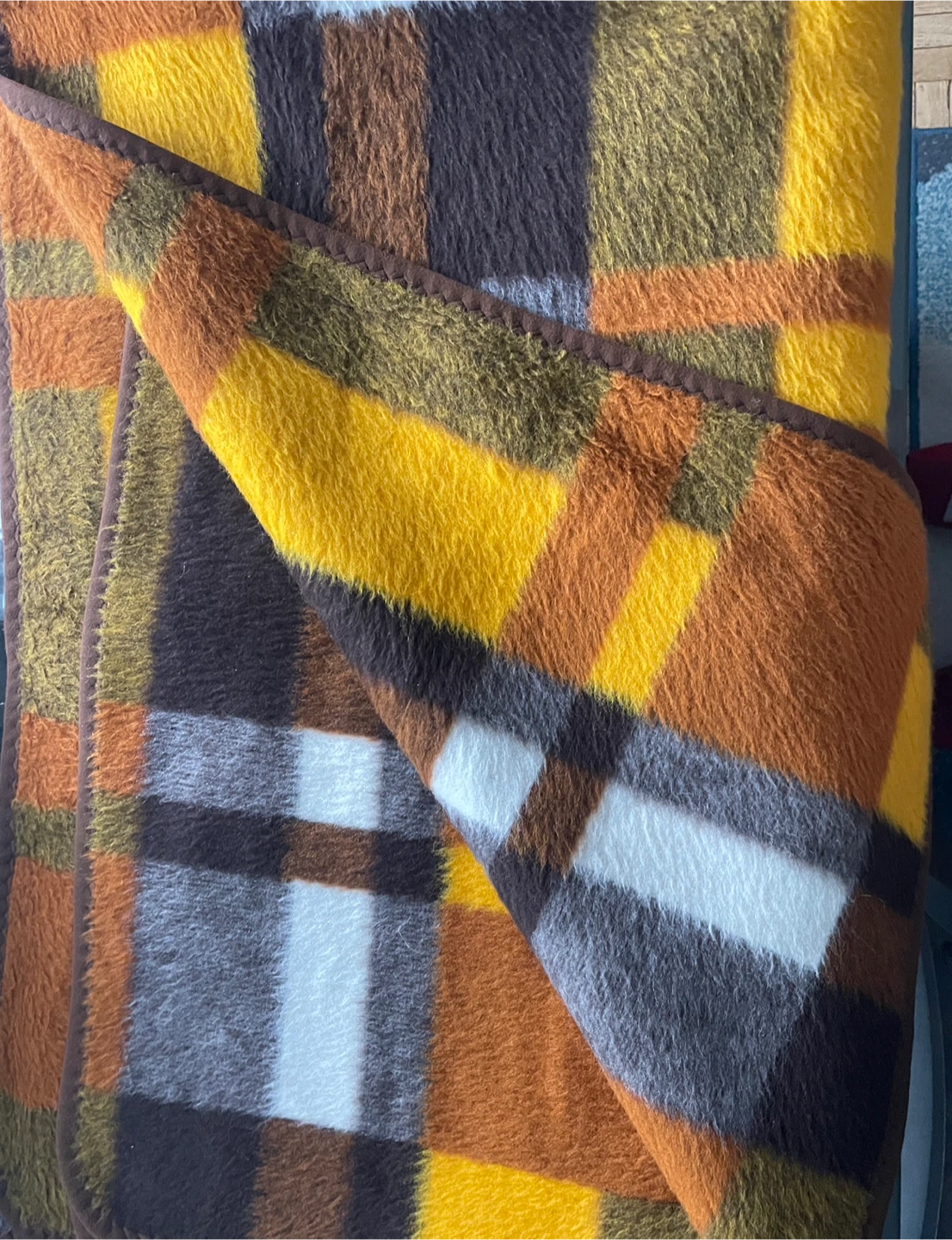 Soft Plaid Throw Blanket