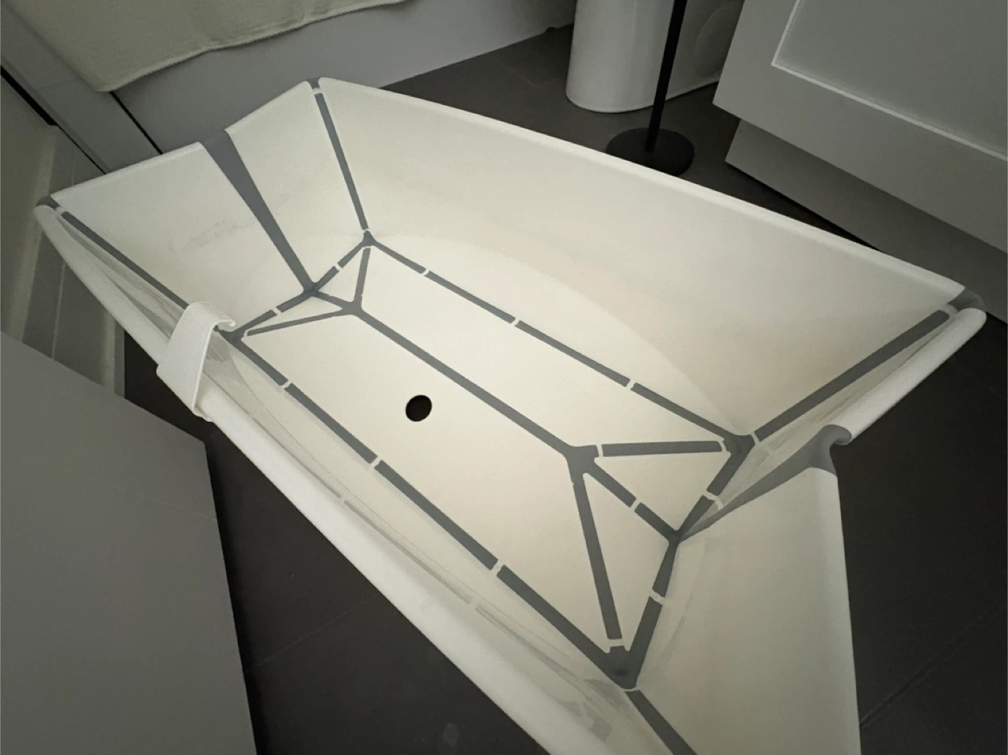 Stokke XL bath tub