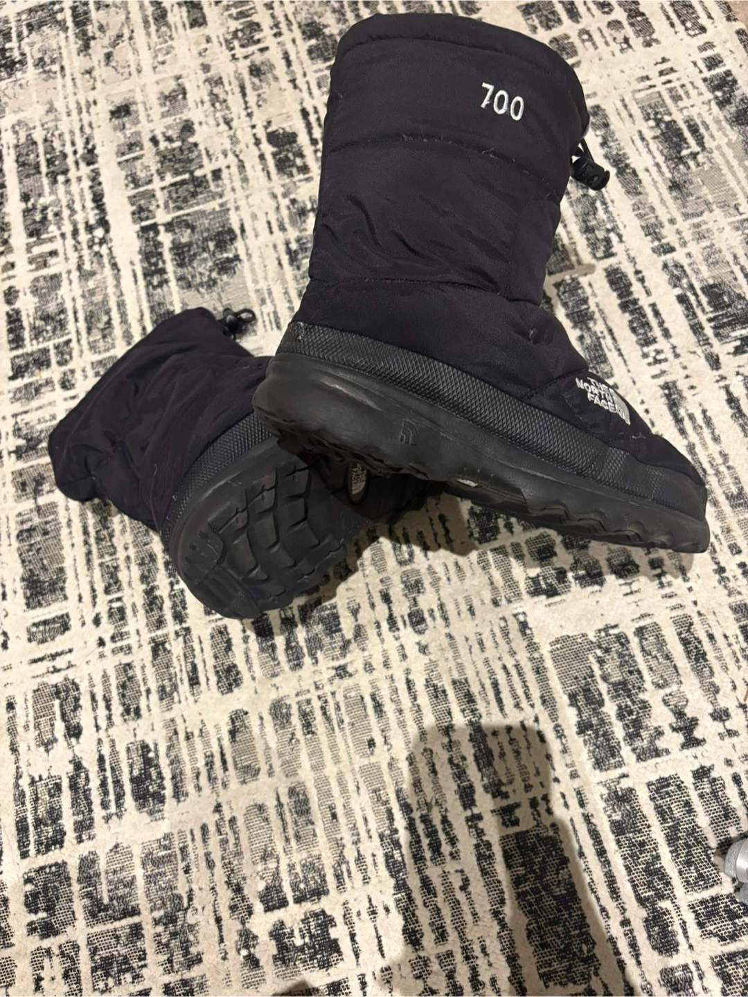 The North Face Nuptse Traction Boots size 10 mens