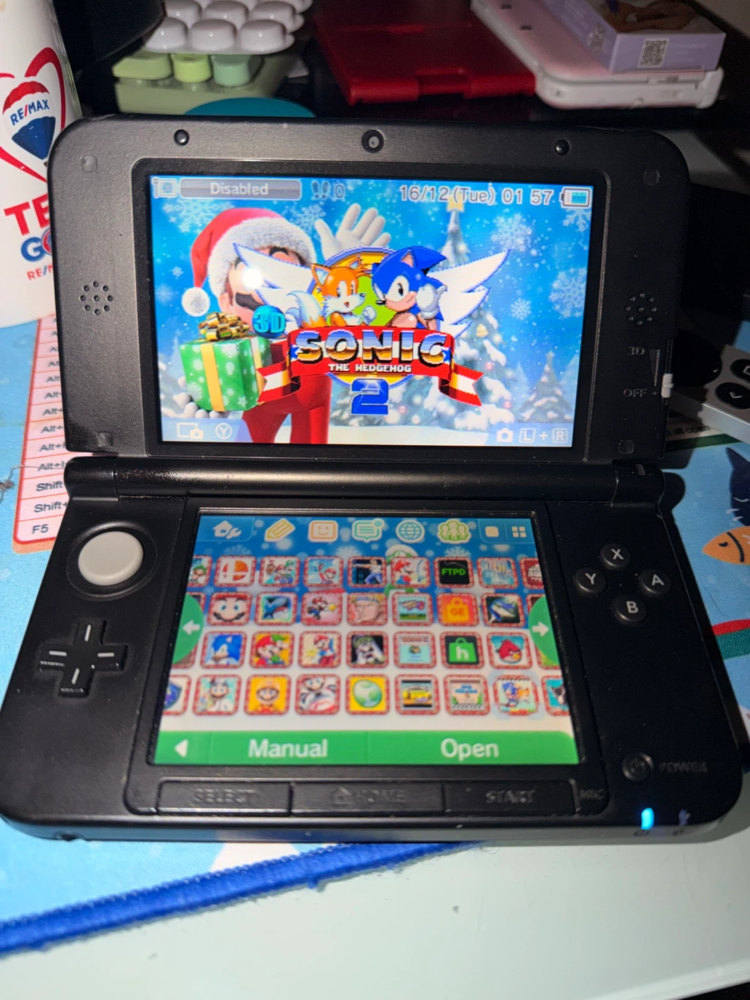 Nintendo 3DS XL - Red