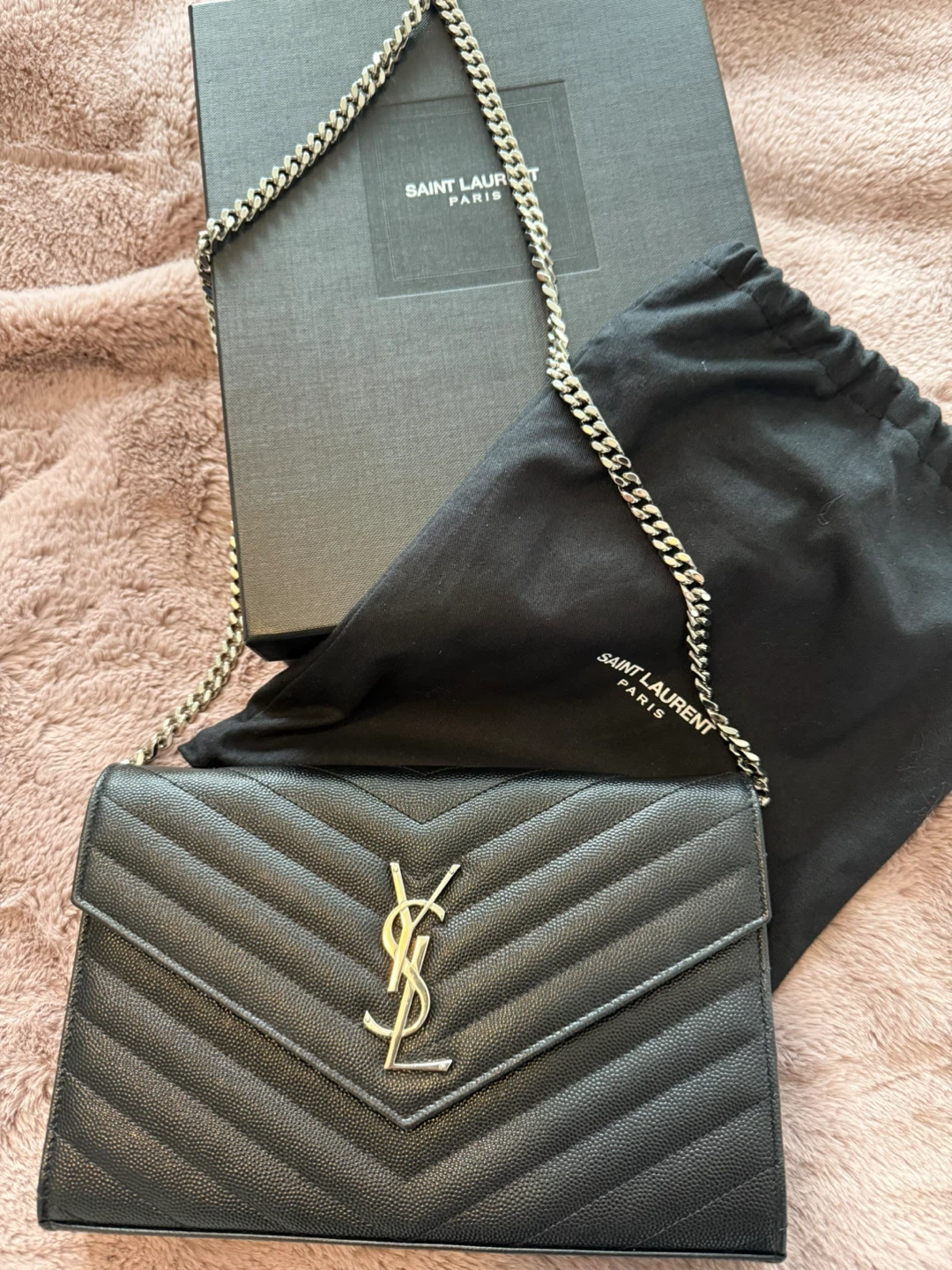 YSL CLASSIC CASSANDRE CHAIN WALLET IN GRAIN DE POUDRE LEATHER
