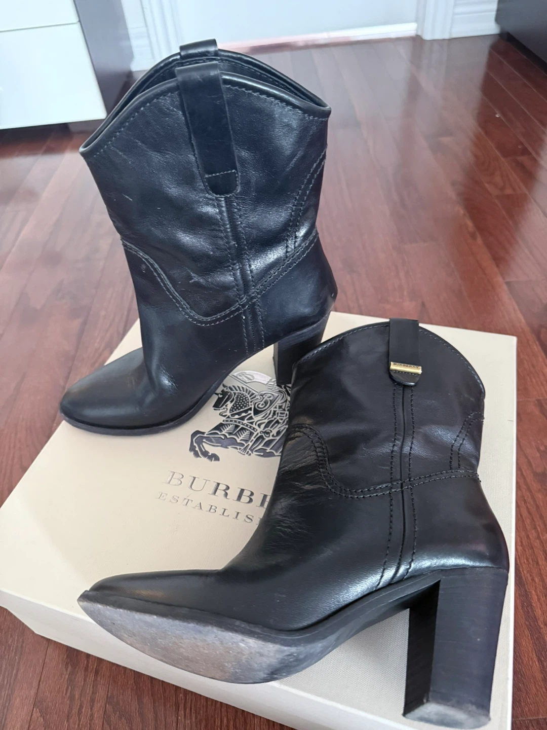 Burberry Black Leather Cowboy Boots - photo 3