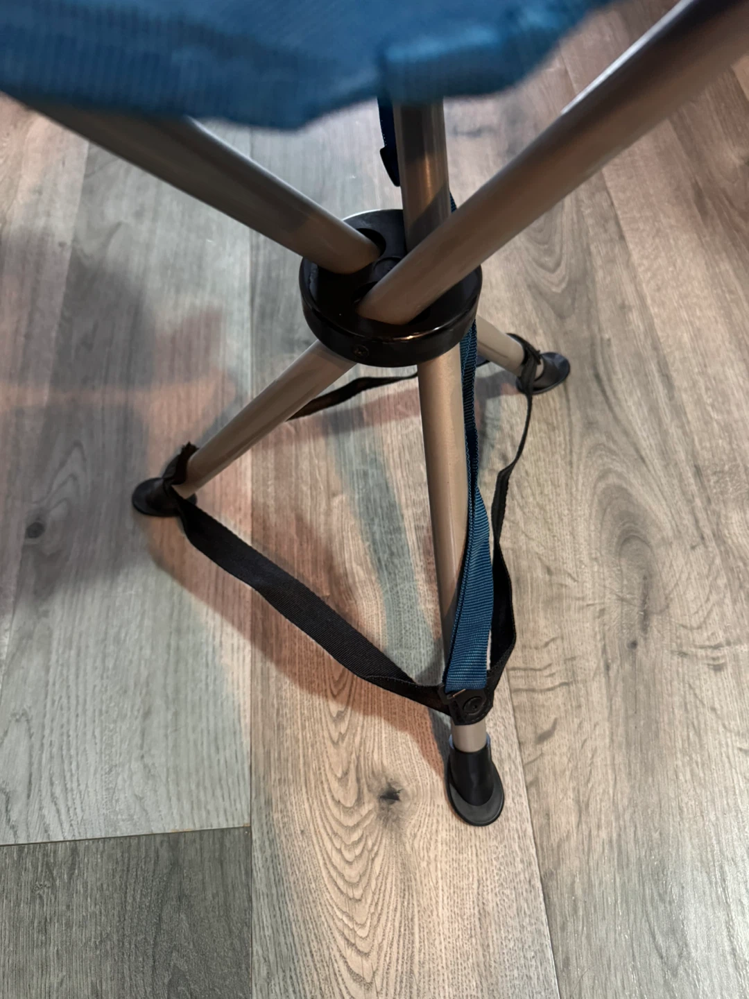 ALPS Mountaineering Tri-Leg Lightweight Stool - photo 4