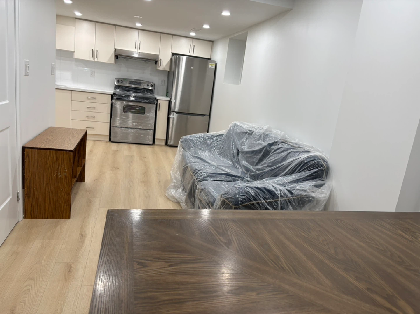 Semi Furnished Basement Rental Apartment 1 Bedroom 1 Bath - photo 5