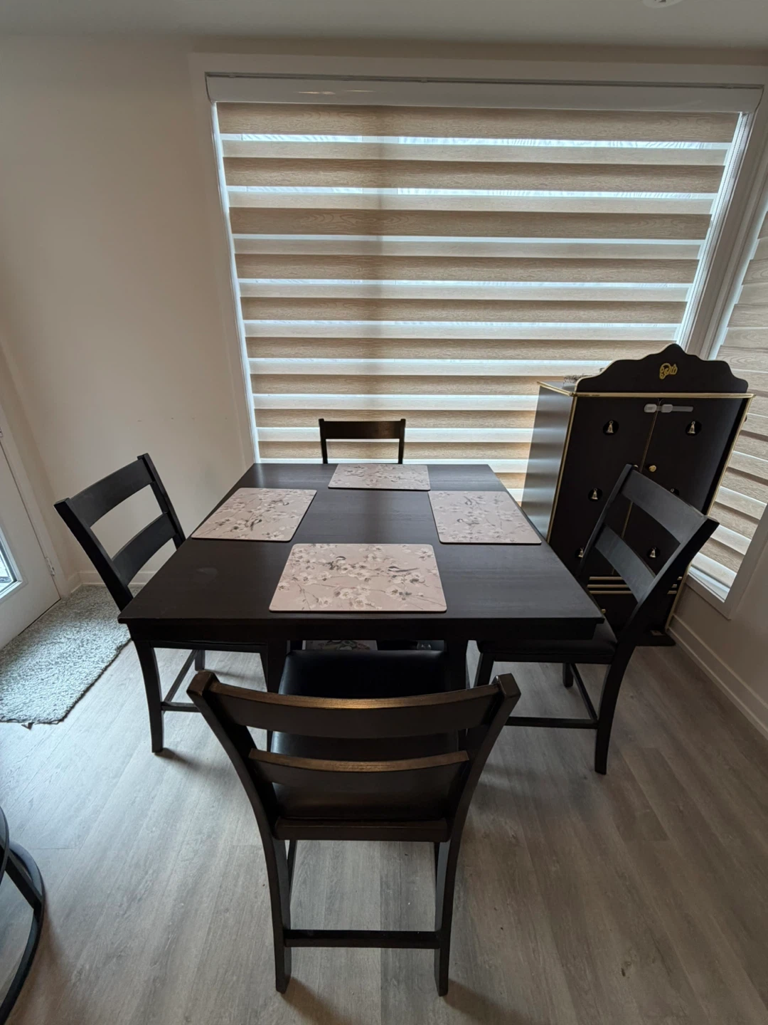 Counter Height Dining Table with 4 Chairs - photo 3