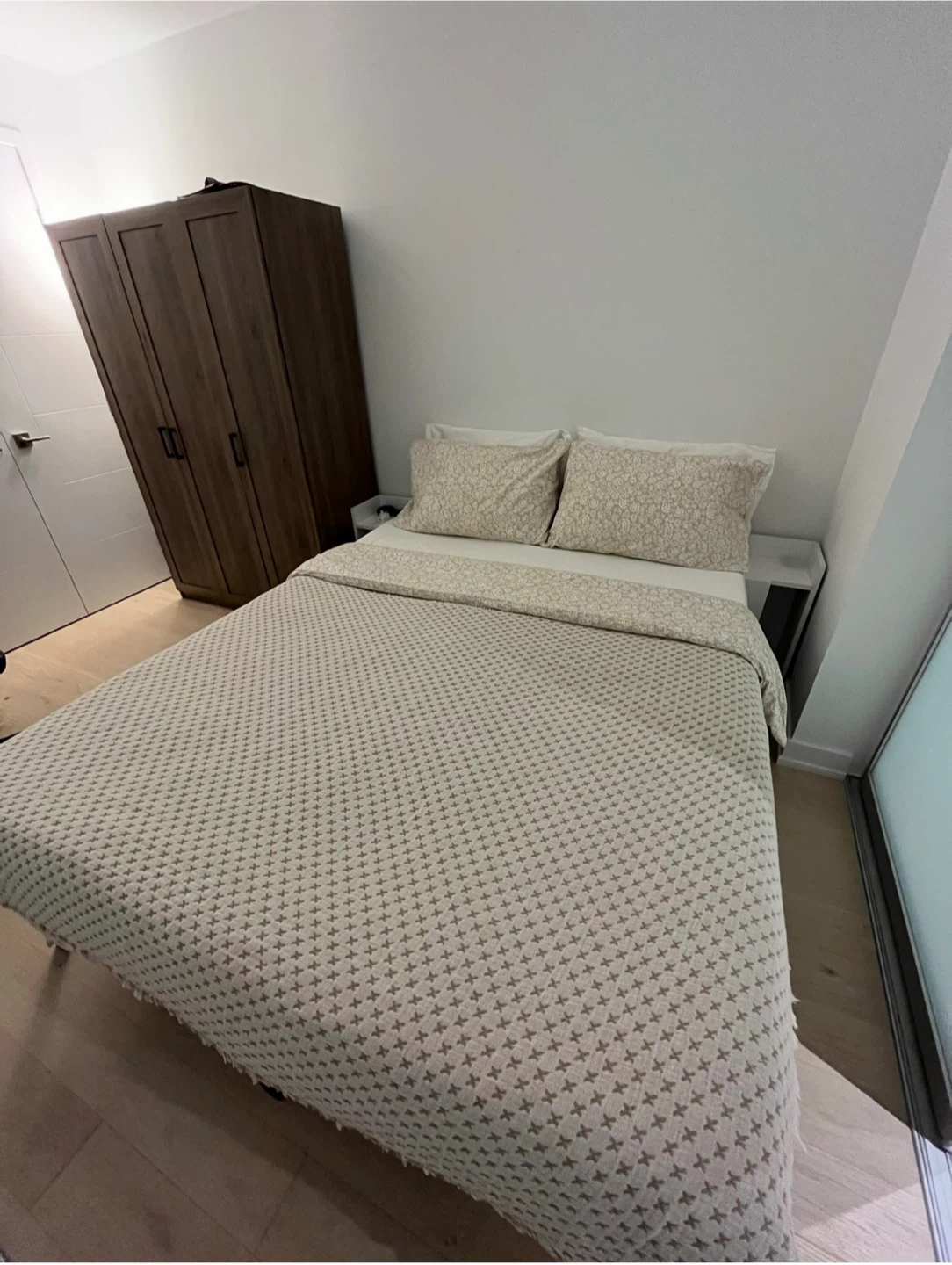 Queen Size Bed Frame & Mattress
