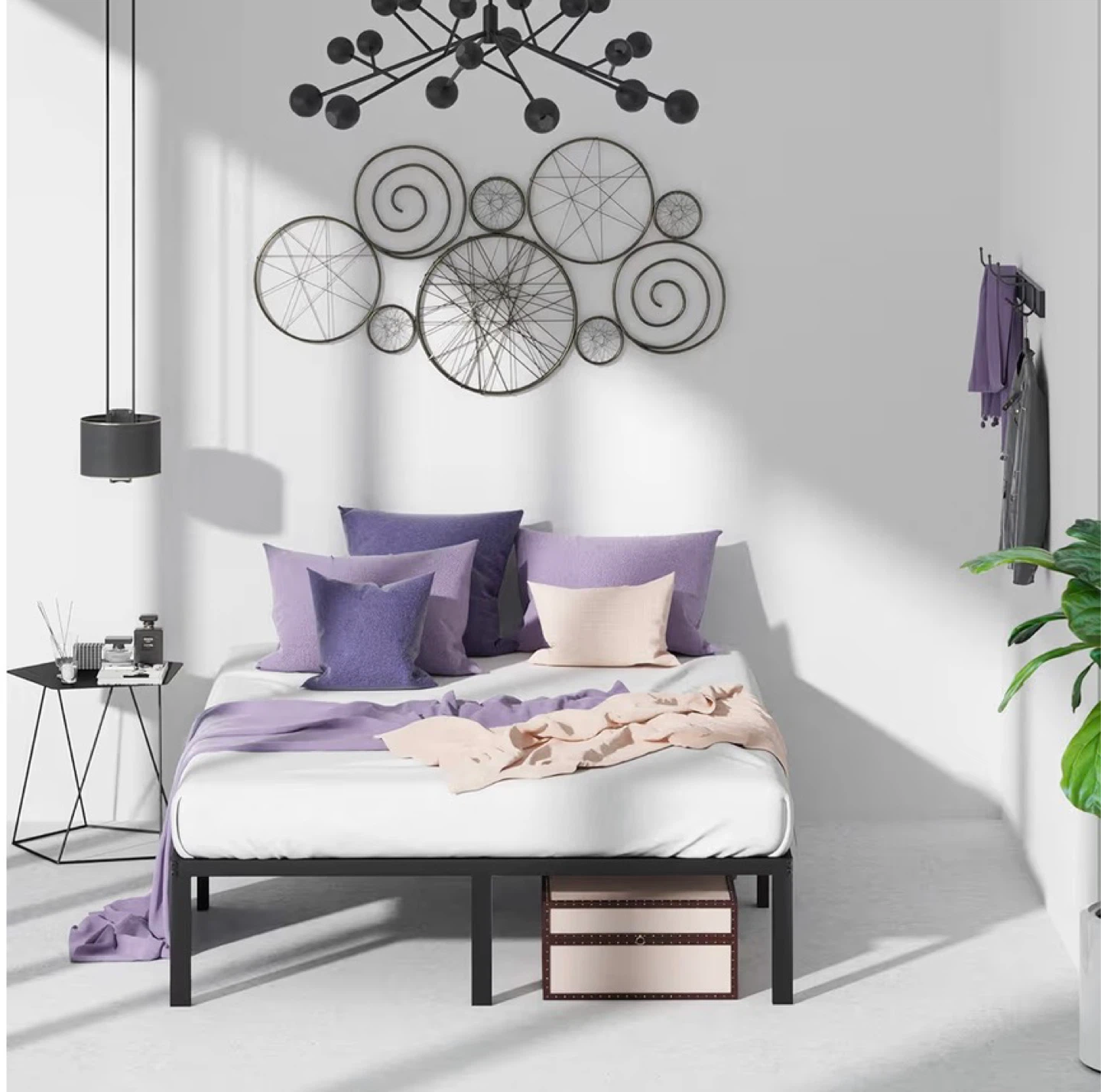 Queen Size Bed Frame & Mattress - photo 4