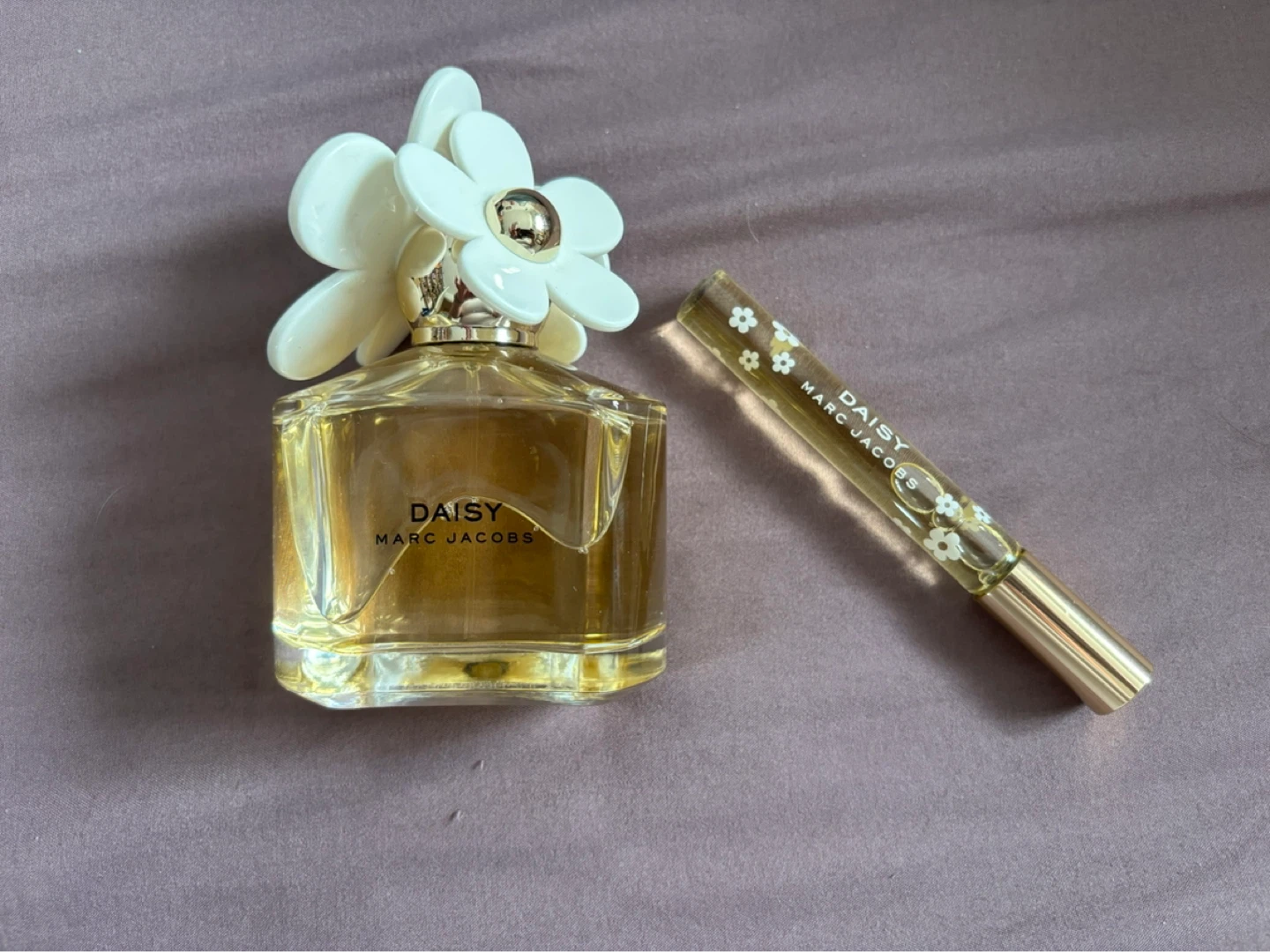 Marc Jacobs Daisy Perfume & Rollerball Perfume