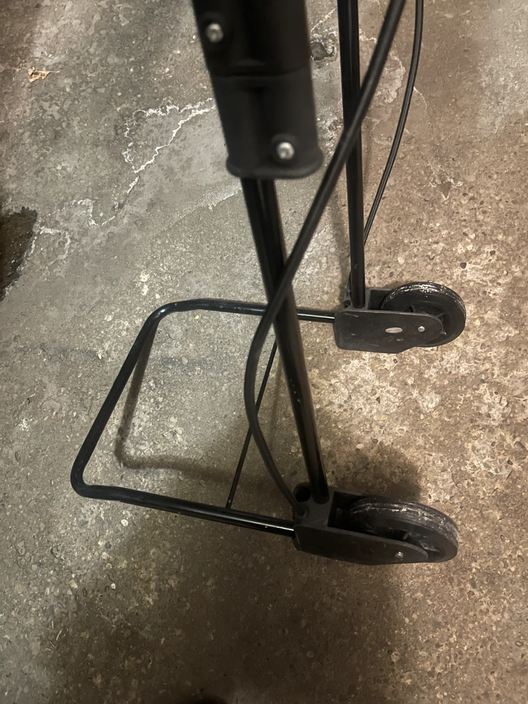 Black luggage cart - photo 4